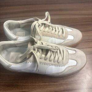Dolce Vita Stylish White and Beige Sneakers